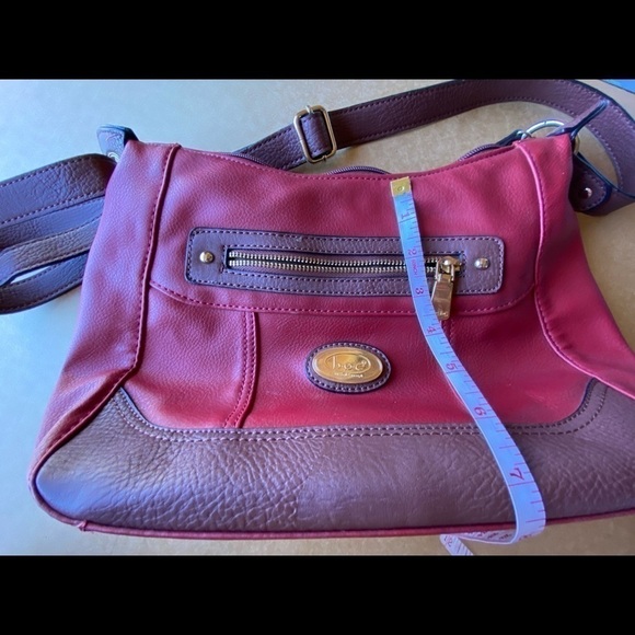 EUC BOC Red Purse Pretty Red and Brown with shoulder strap - Picture 3 of 9